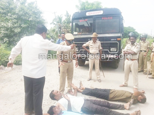  Jokatte residents protest 1